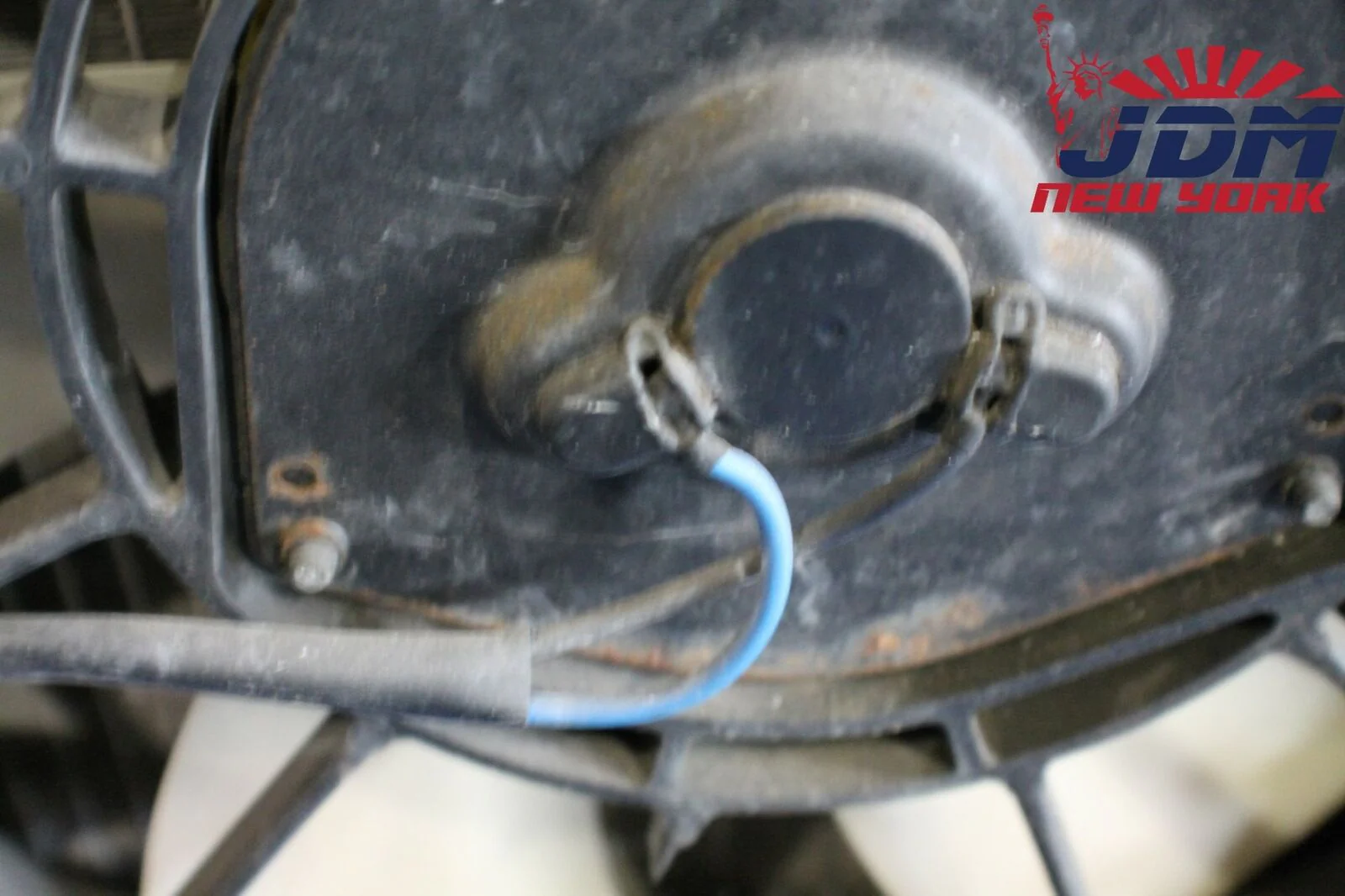 02-06 OEM JDM Acura Honda RSX DC5 Radiator W/ Fan Assembly & Coolant Reservoir - Image 11