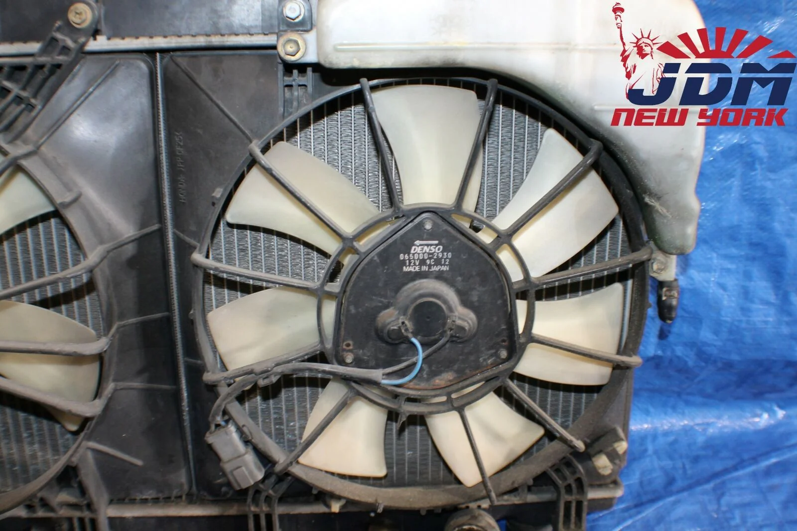 02-06 OEM JDM Acura Honda RSX DC5 Radiator W/ Fan Assembly & Coolant Reservoir - Image 8